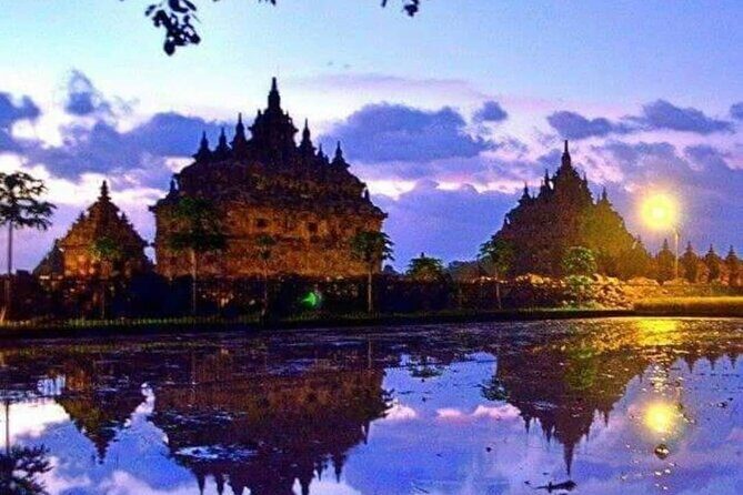 1 day tour borobudur temple,prambanan temple,plaosan temple - Stop 2: Plaosan Temple and the Siwabudha idea (1 hour, and that’s enough if you focus)