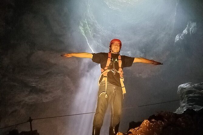 Yogyakarta Jomblang Cave and Pindul Cave Adventure - Pindul Cave: donut-boat floating above the spring
